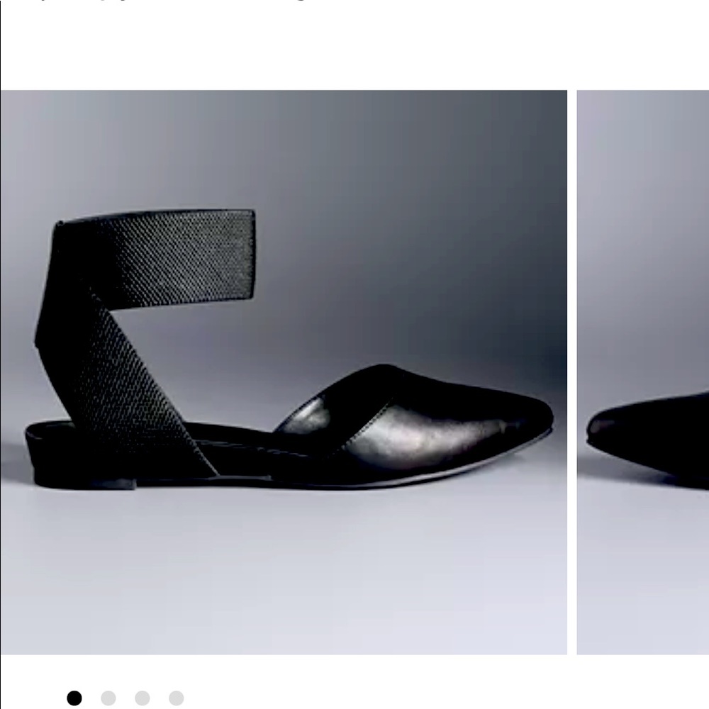 Simply Vera flats